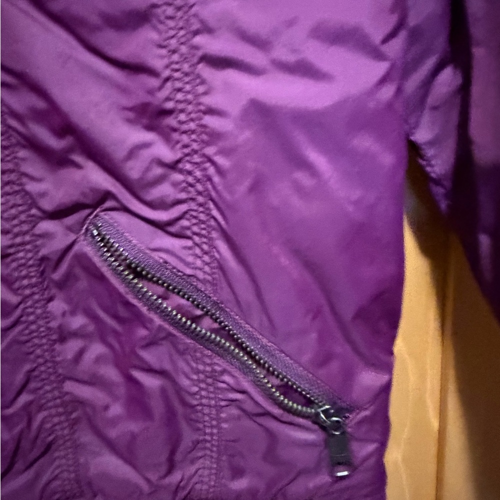 Women's Purple Zip-Up Lightweight Jacket - Picture 4 of 7